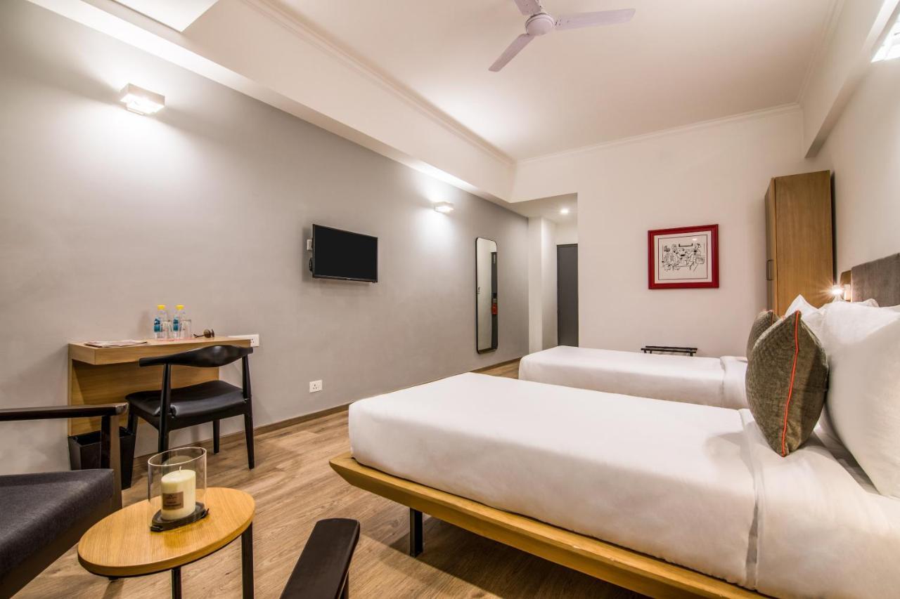 Oyo Townhouse 028 Corporate Suite Noida Exterior photo