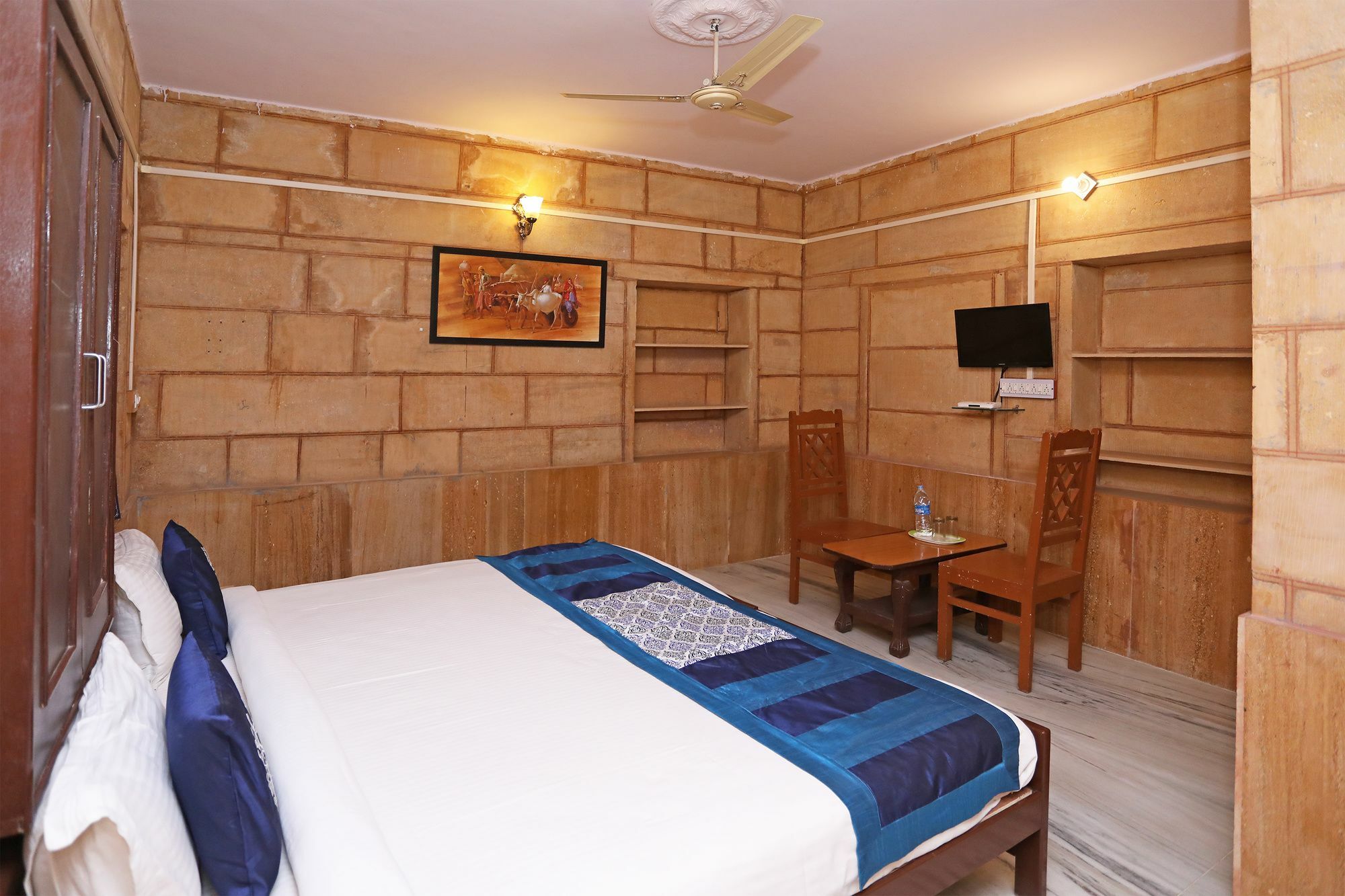 Oyo Townhouse 028 Corporate Suite Noida Exterior photo