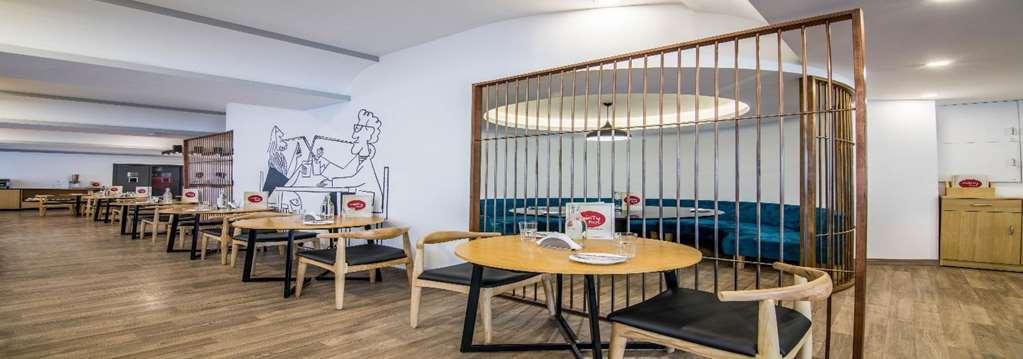 Oyo Townhouse 028 Corporate Suite Noida Facilities photo